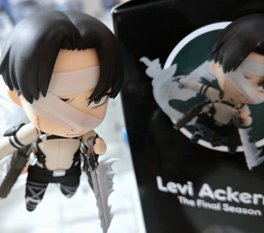 Attack on Titan Hange Zoe Levi - Model Kit Titanic ulasan dan harga